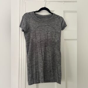 Lululemon swifty tech tee
